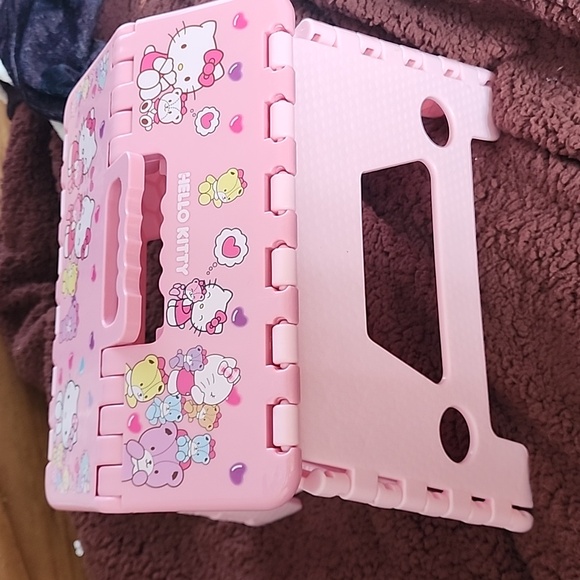 Hello Kitty step stool! - Picture 5 of 5